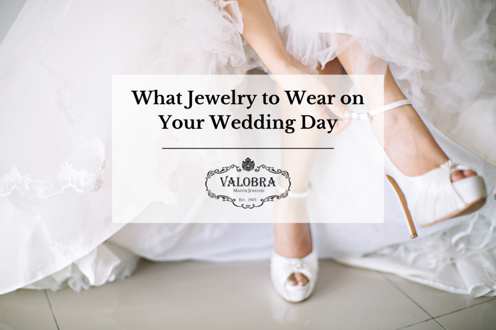 What Jewelry to Wear on Your Wedding Day