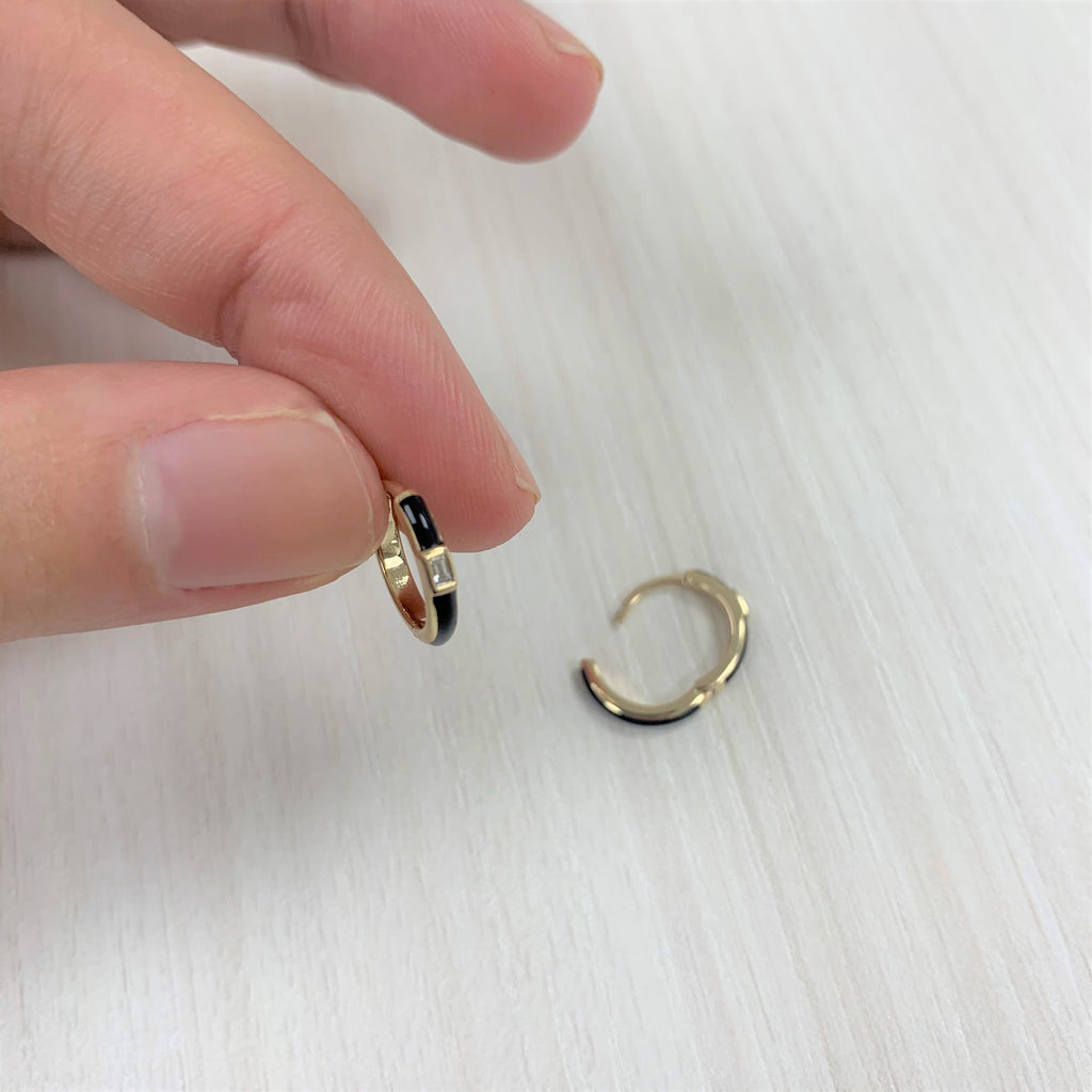 14K Gold Onyx Enamel Baguette Huggie Earrings